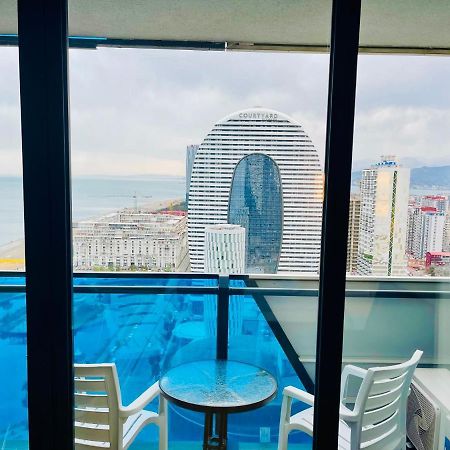 Royal Sea Breeze Apartments Batumi Eksteriør billede