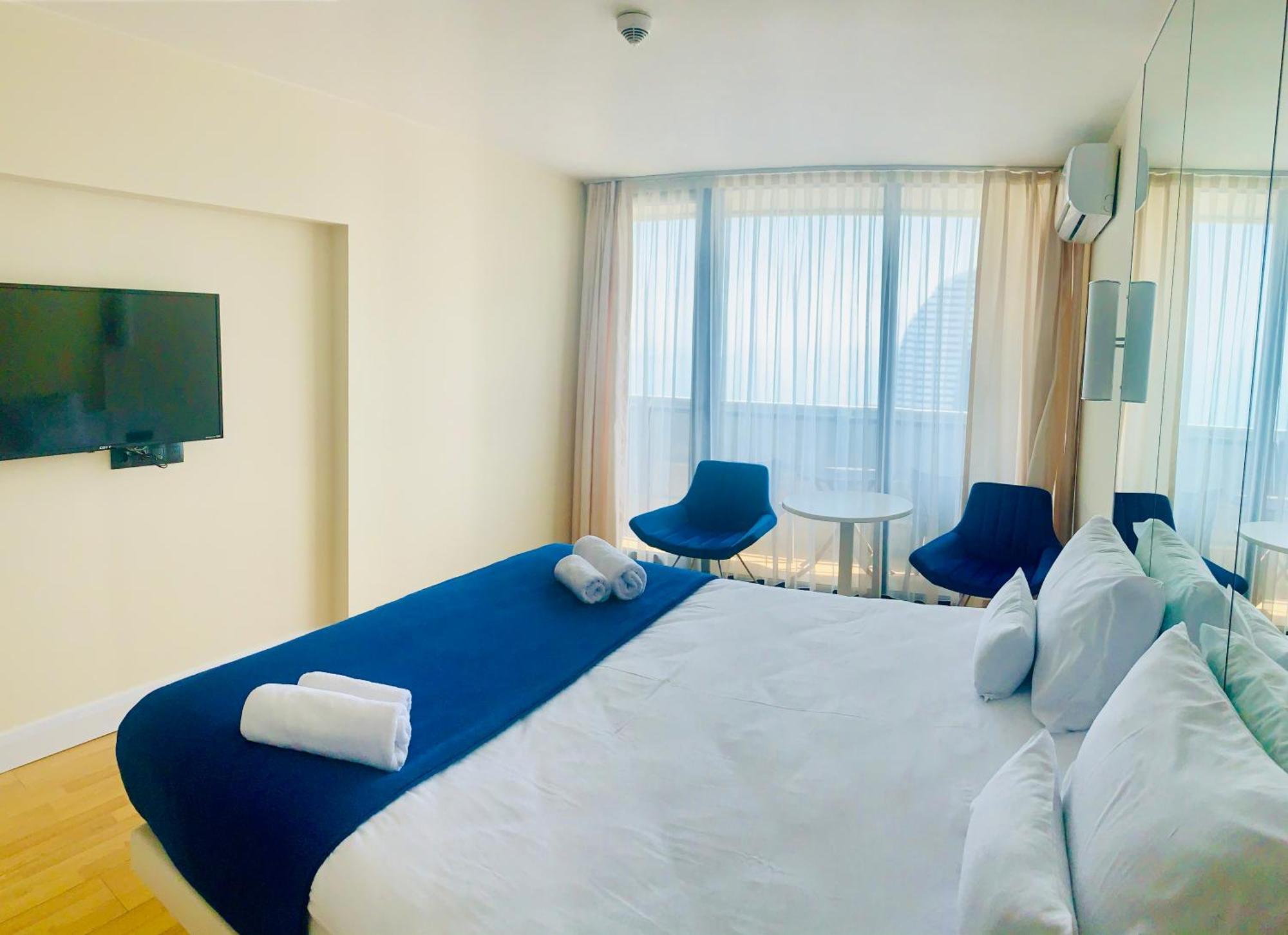 Royal Sea Breeze Apartments Batumi Eksteriør billede