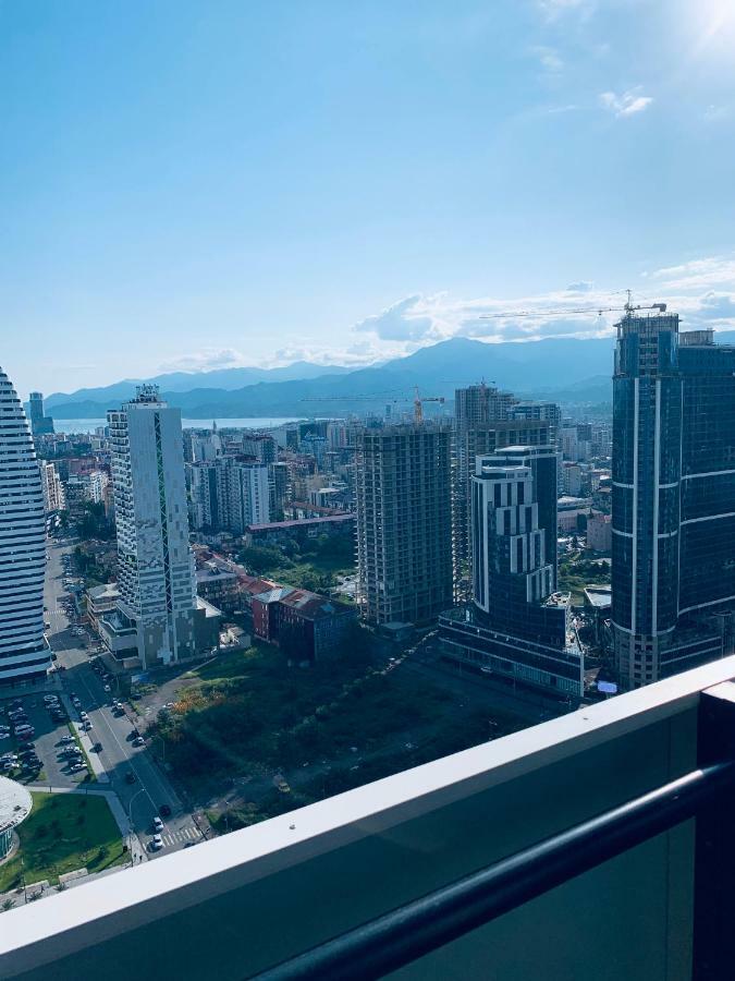 Royal Sea Breeze Apartments Batumi Eksteriør billede